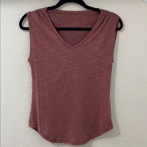 Lululemon top
